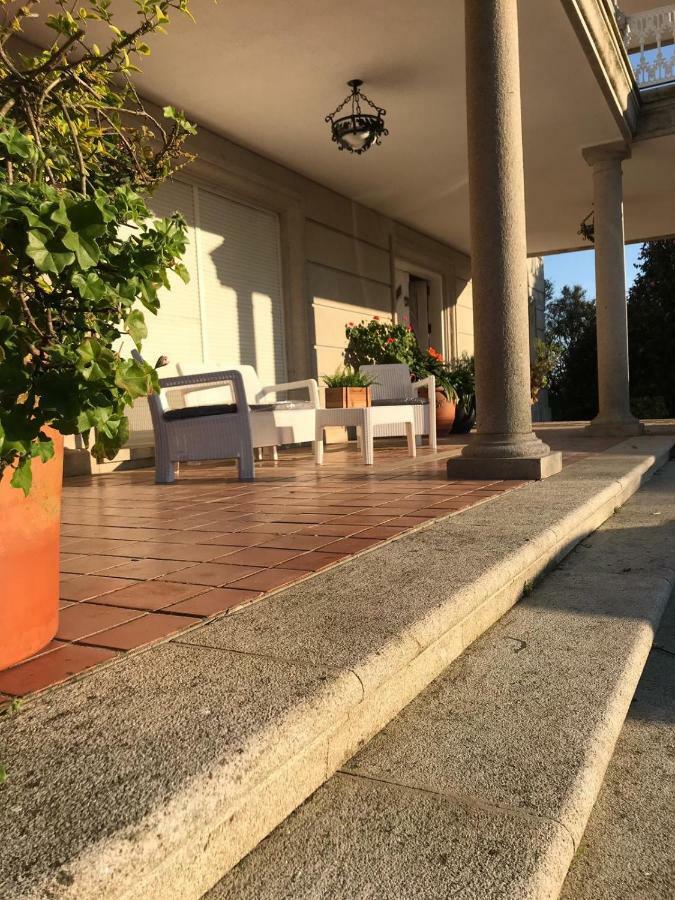 Villa Las Camelias Villanueva De Arosa Eksteriør billede