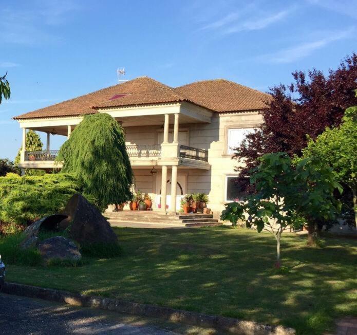 Villa Las Camelias Villanueva De Arosa Eksteriør billede