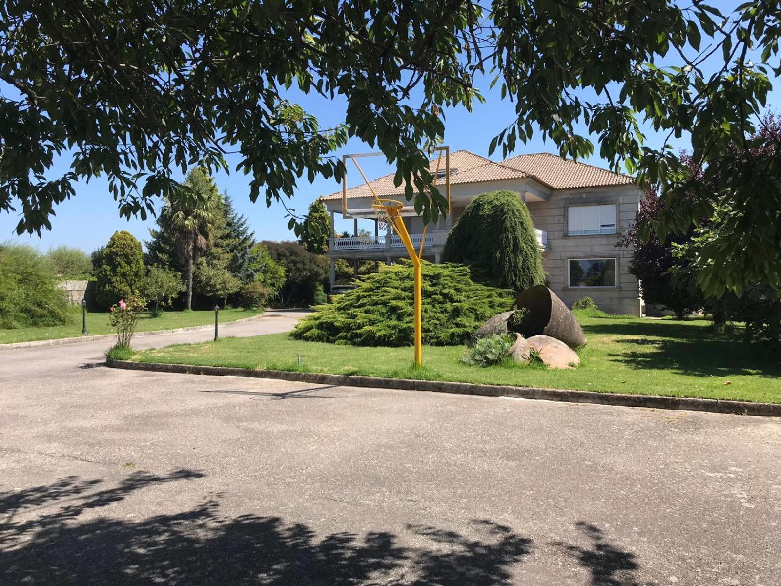Villa Las Camelias Villanueva De Arosa Eksteriør billede